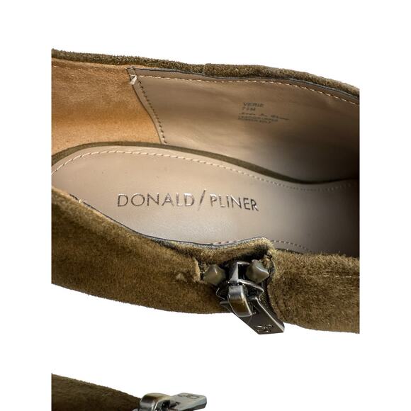 Donald J Pliner Khaki Green Suede Verie Pointed Toe Ankle Boots Booties 7.5 New - Picture 4 of 16